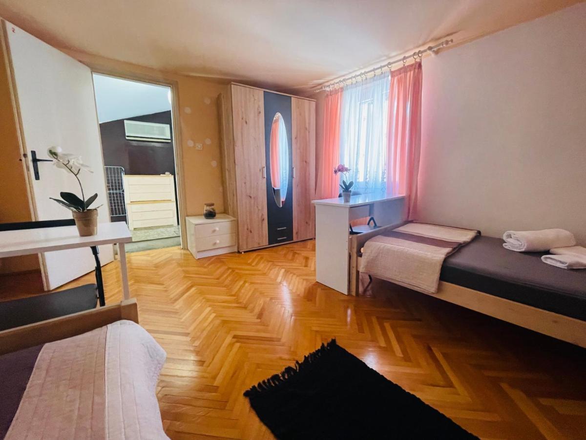 House365 Hotel Koper Ngoại thất bức ảnh